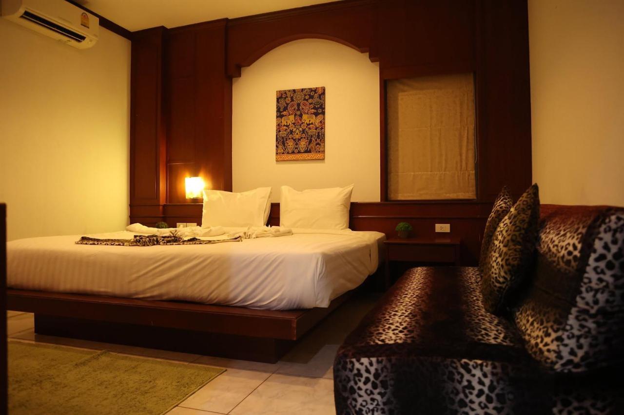 อพาร์ตโฮเทล New Forest Patong